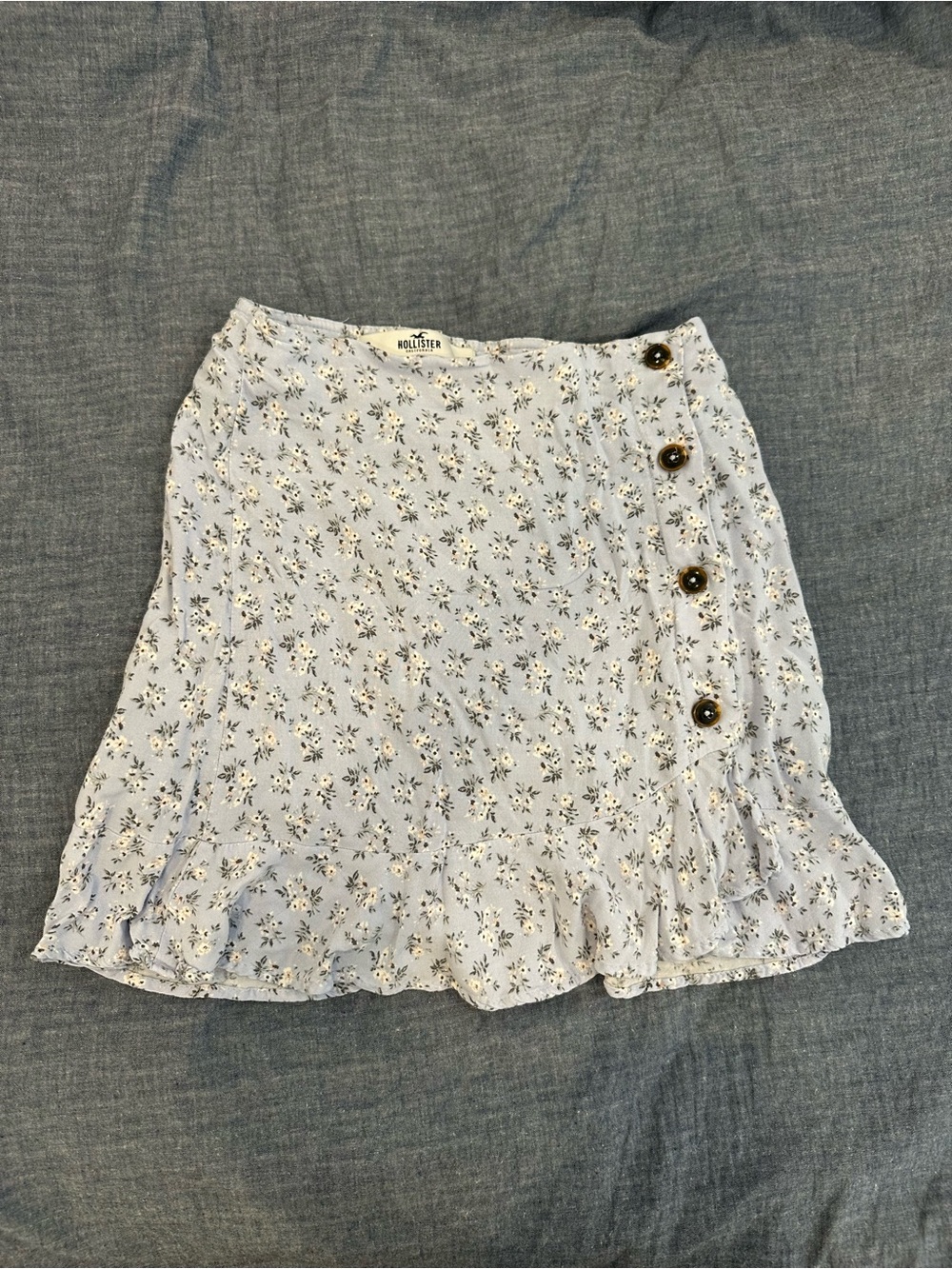 Hollister Blue Floral Ruffle-Trim Mini Skirt with Button Detail